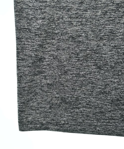 UNDER ARMOUR（アンダーアーマー）Tシャツ・カットソー グレー サイズ:S メンズ/2200656231072