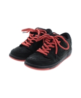 NIKE スニーカー