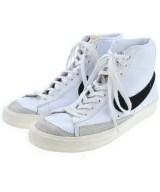 NIKE スニーカー