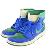 NIKE スニーカー