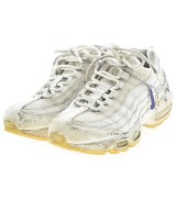 NIKE スニーカー