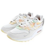 NIKE スニーカー