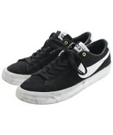 NIKE スニーカー