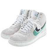 NIKE スニーカー