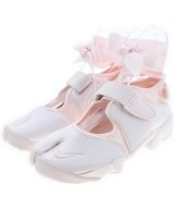 NIKE スニーカー