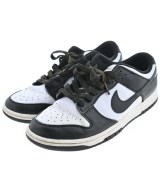 NIKE スニーカー