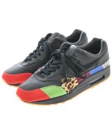 NIKE スニーカー