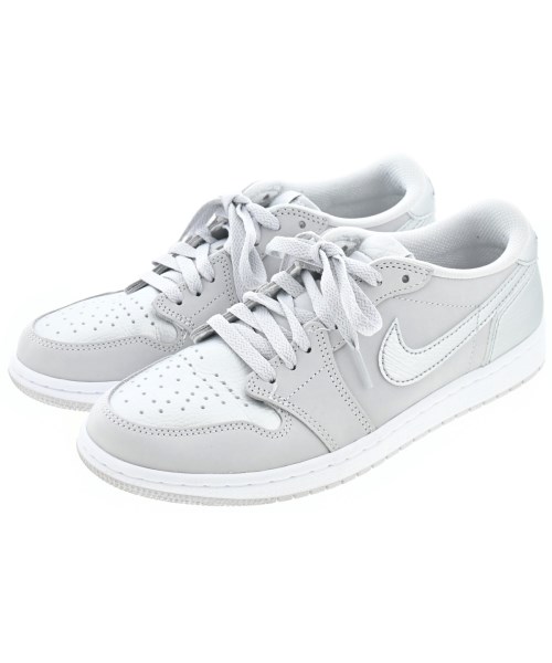 NIKE スニーカー