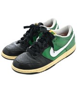 NIKE スニーカー