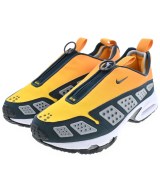 NIKE スニーカー