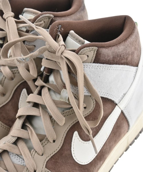 NIKE（ナイキ）スニーカー 茶 サイズ:28cm メンズ/2200492781021