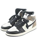 NIKE スニーカー