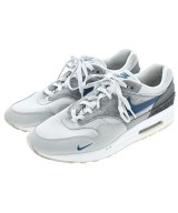 NIKE スニーカー