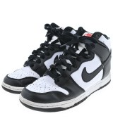 NIKE スニーカー
