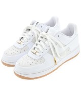 NIKE スニーカー