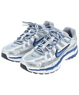 NIKE スニーカー