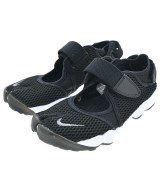 NIKE スニーカー