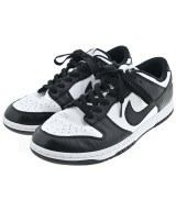 NIKE スニーカー
