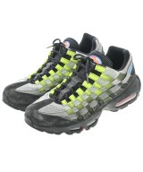 NIKE スニーカー