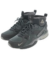 NIKE ACG スニーカー