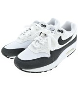 NIKE スニーカー