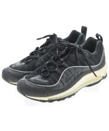 NIKE スニーカー