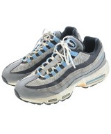 NIKE スニーカー