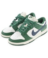 NIKE スニーカー