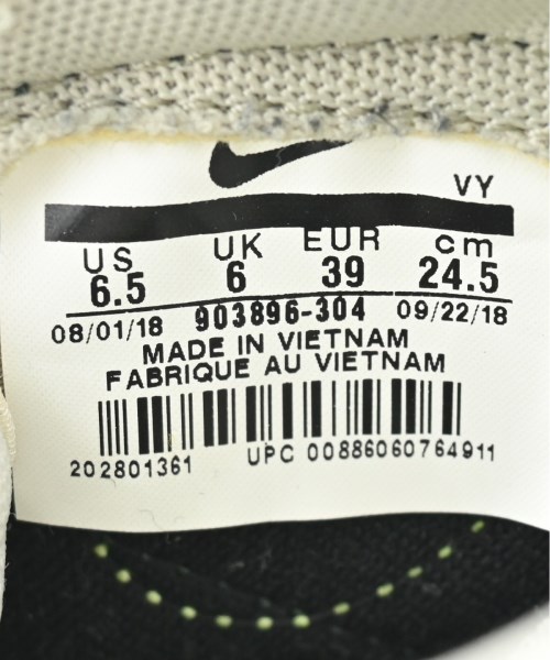 NIKE（ナイキ）スニーカー グレー サイズ:24cm レディース/2200620828048