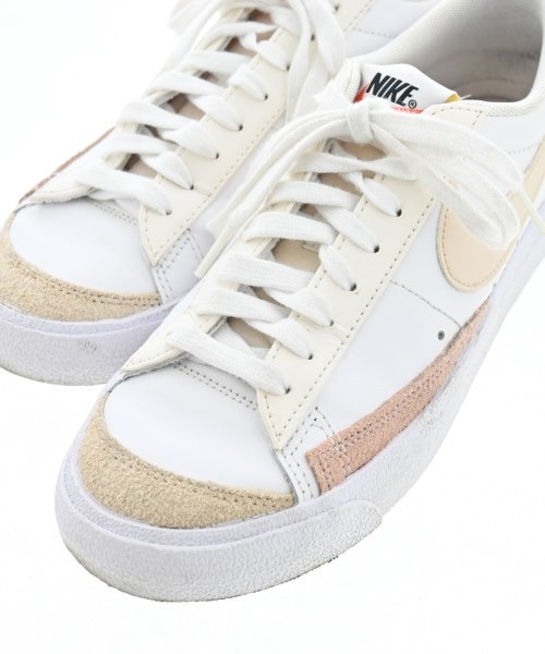 NIKE（ナイキ）スニーカー 白 サイズ:25cm レディース/2200629897144