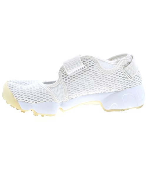 NIKE（ナイキ）スニーカー 白 サイズ:24cm レディース/2200620721158