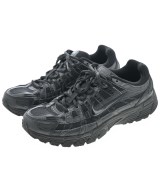 NIKE スニーカー