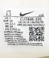 NIKE（ナイキ）スニーカー 白 サイズ:22.5cm レディース/2200637085038