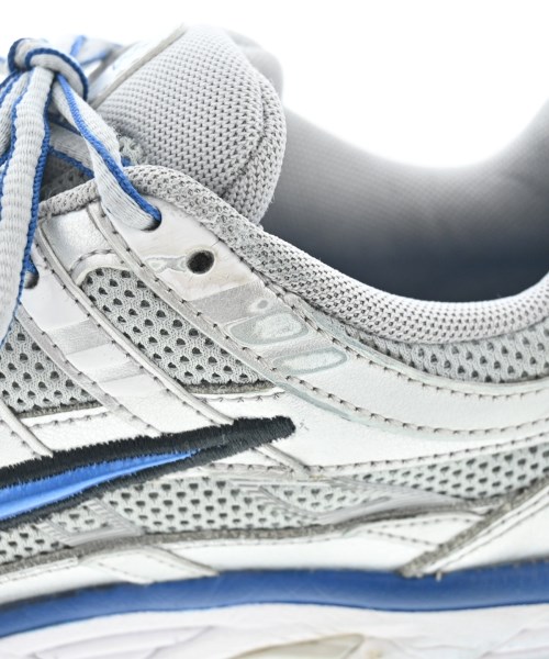 NIKE（ナイキ）スニーカー グレー サイズ:24cm レディース/2200637678018