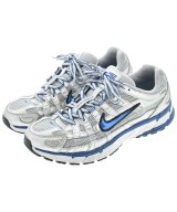 NIKE（ナイキ）スニーカー グレー サイズ:24cm レディース/2200637678018