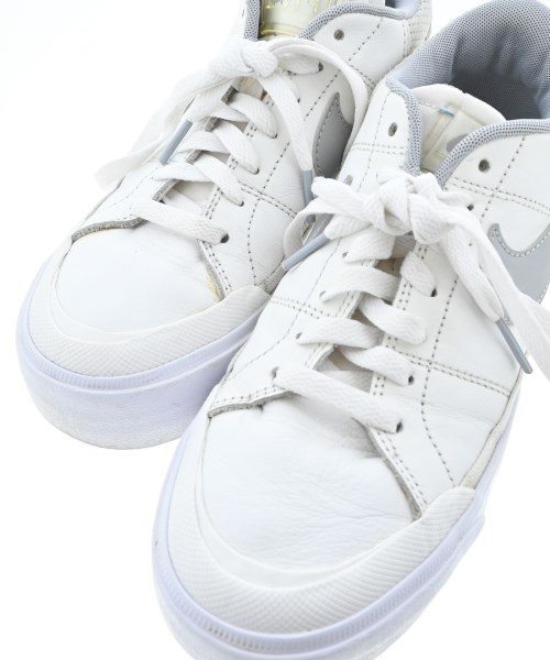 NIKE（ナイキ）スニーカー 白 サイズ:24.5cm レディース/2200634472077