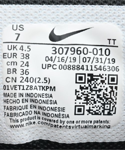 NIKE（ナイキ）スニーカー 黒 サイズ:24cm レディース/2200638352054