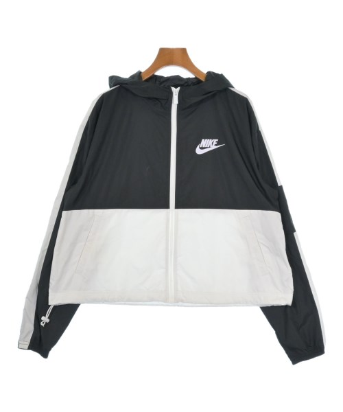 ナイキ(NIKE)のNIKE マウンテンパーカー