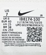 NIKE（ナイキ）スニーカー 白 サイズ:25cm レディース/2200639044019