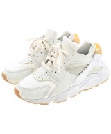 NIKE スニーカー