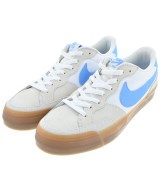 NIKE スニーカー