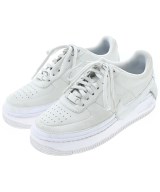 NIKE スニーカー