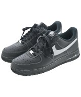 NIKE スニーカー