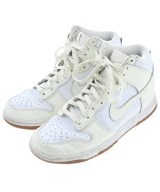 NIKE スニーカー