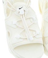 NIKE（ナイキ）サンダル 白 サイズ:24cm レディース/2200621921014