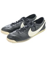 NIKE スニーカー