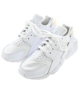 NIKE スニーカー