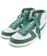 NIKE スニーカー