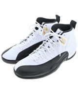 NIKE スニーカー