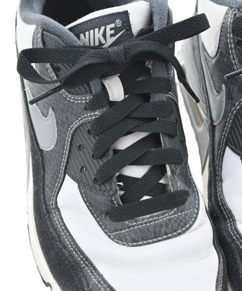 NIKE（ナイキ）スニーカー 白 サイズ:26cm メンズ/2200644021081